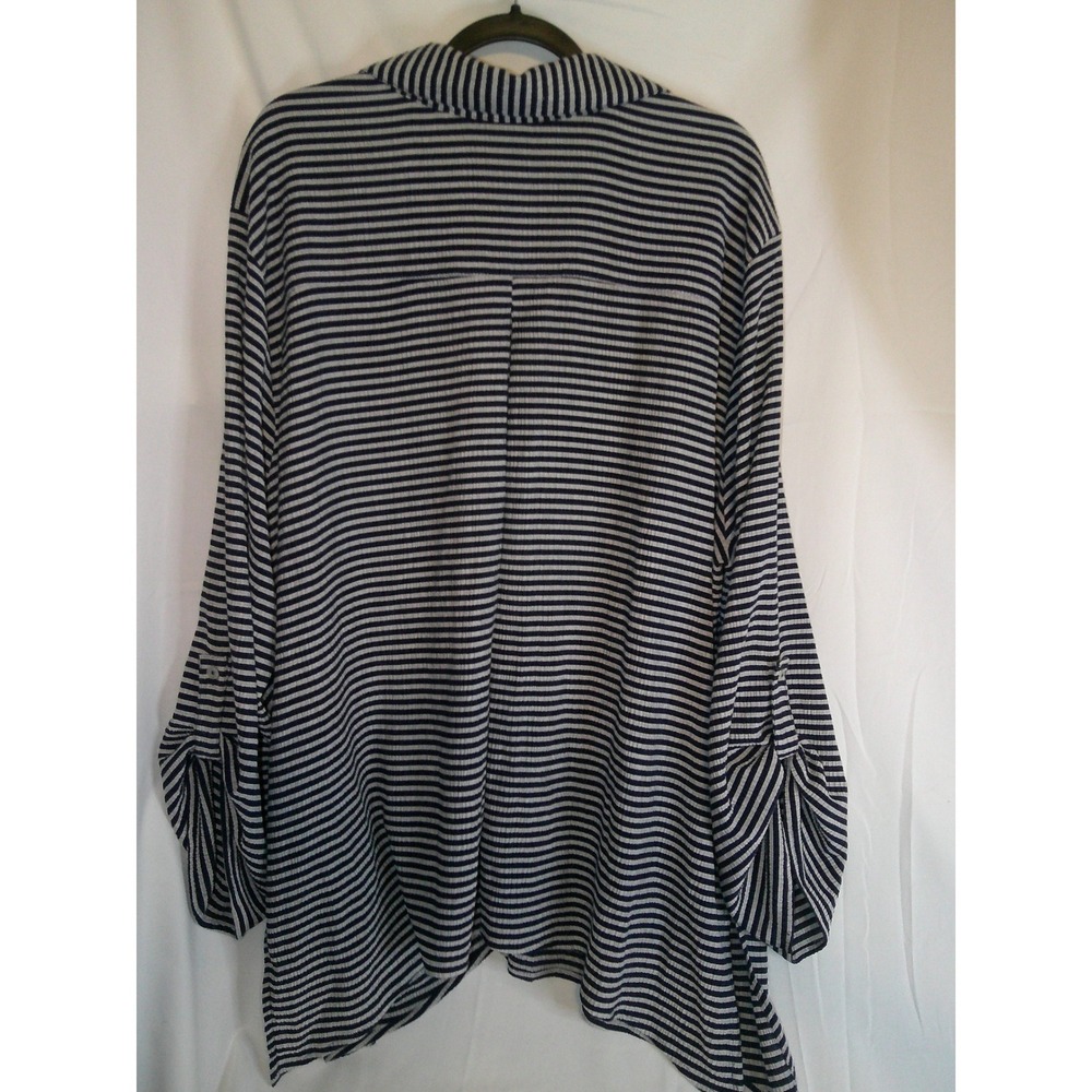 Ruby Rd Woman 3X Tunic Top Blue Gray Stripe Roll Tab Sleeve Button Up Blouse - Picture 2 of 3